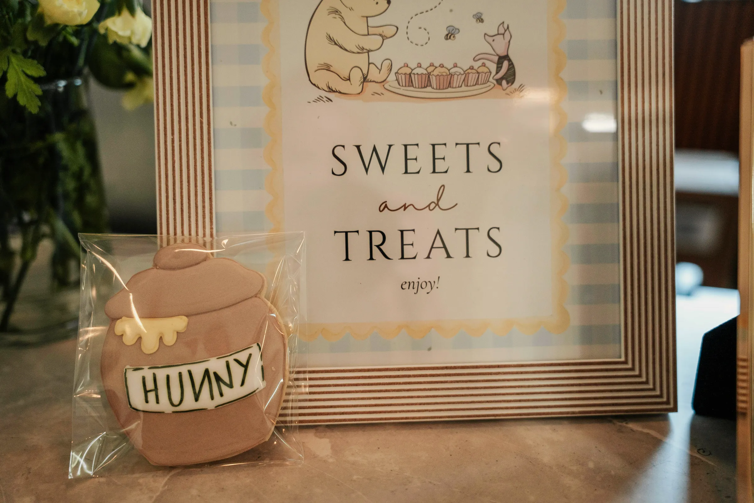 Baldwins Creek Farm - Hopewell Township, NJ: themed sweets and treats sign with a decorated honey pot cookie favor